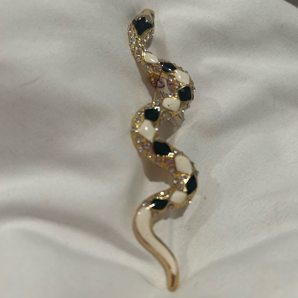 Vintage Blk & White Enamel w Clear Rhinestone Snake 🐍 Pin Gorgeous 4 1/4 new